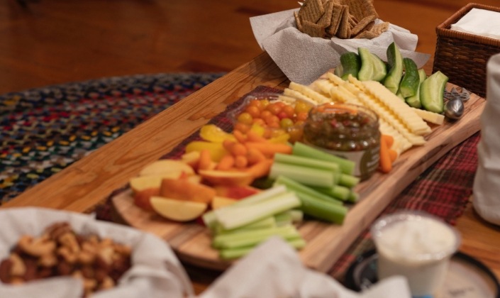 Veggie tray for afternoon snack